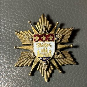 Vintage Coro Star-Shaped with Shield Brooch